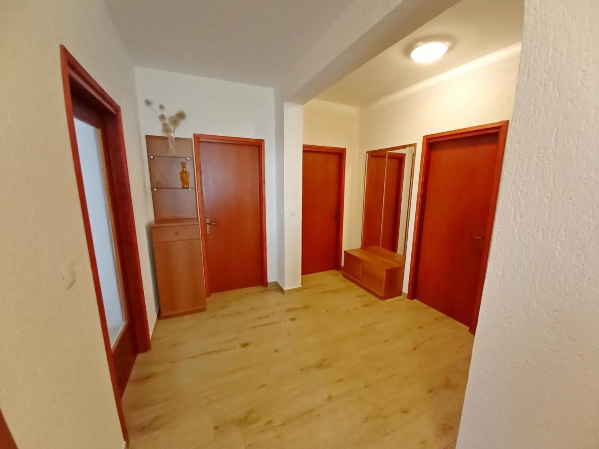 Apartments Tina & Denis Póla Kültér fotó